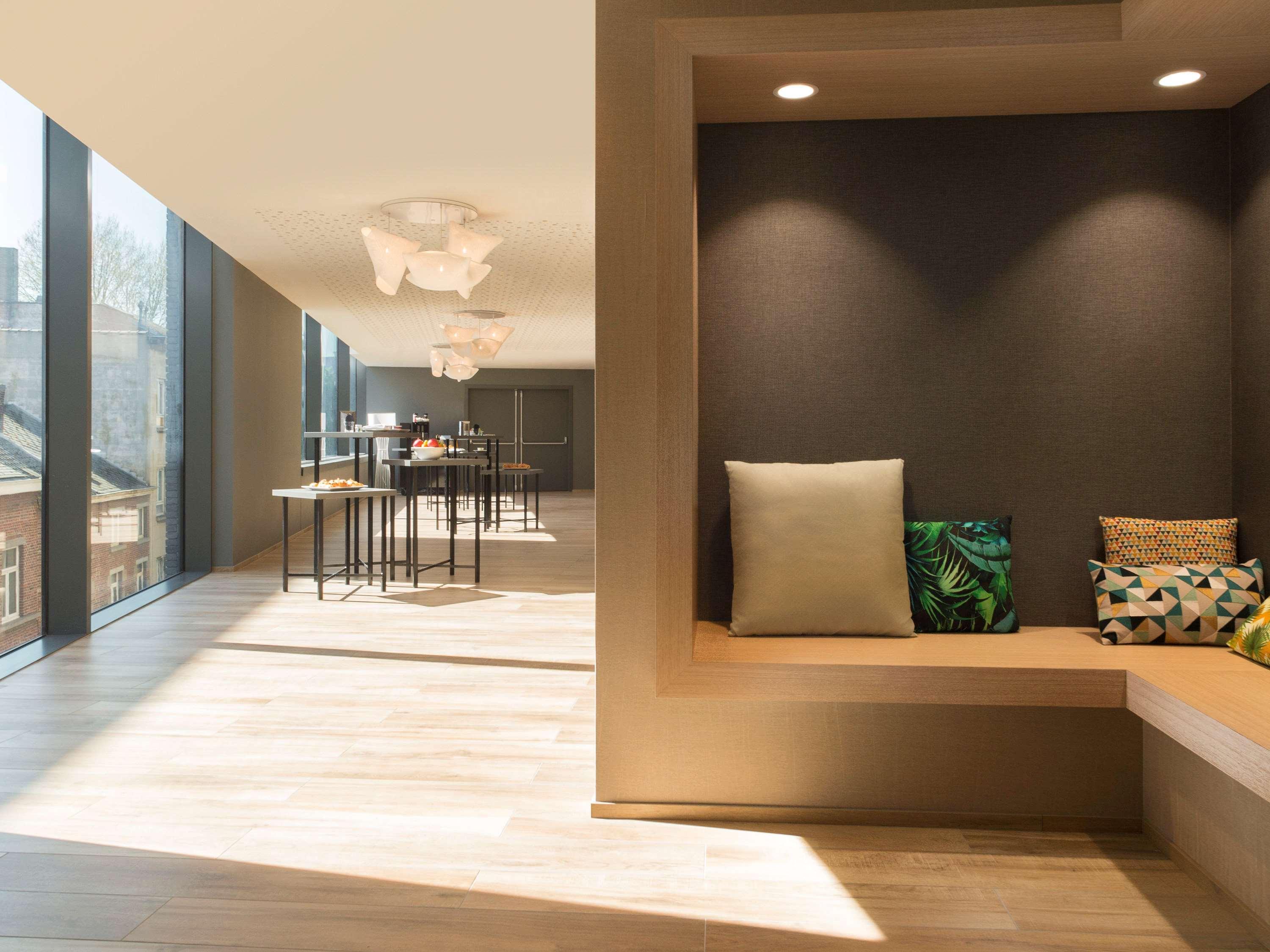 Novotel Charleroi Centre Zewnętrze zdjęcie