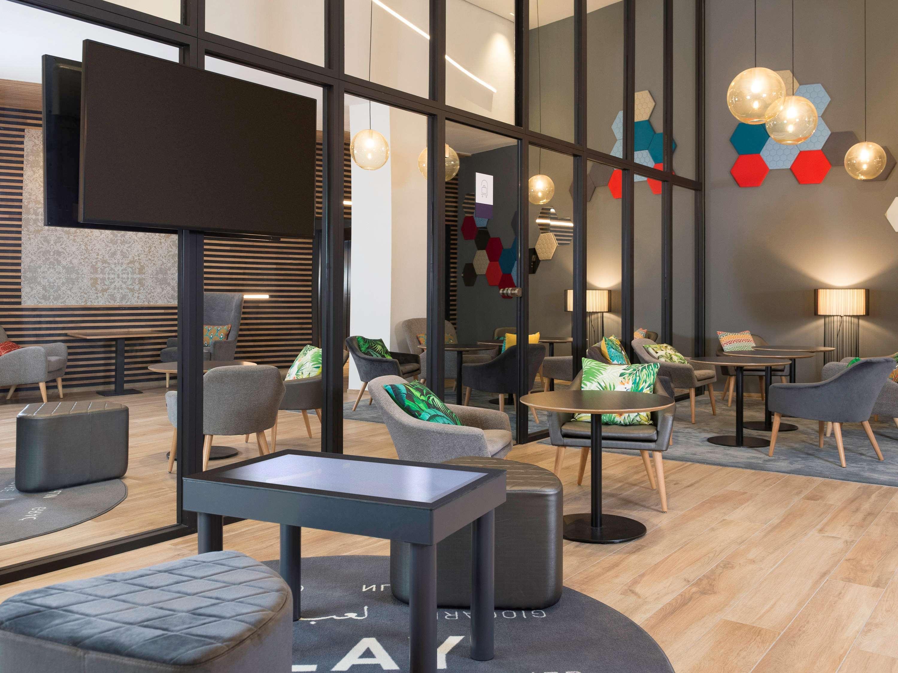 Novotel Charleroi Centre Zewnętrze zdjęcie